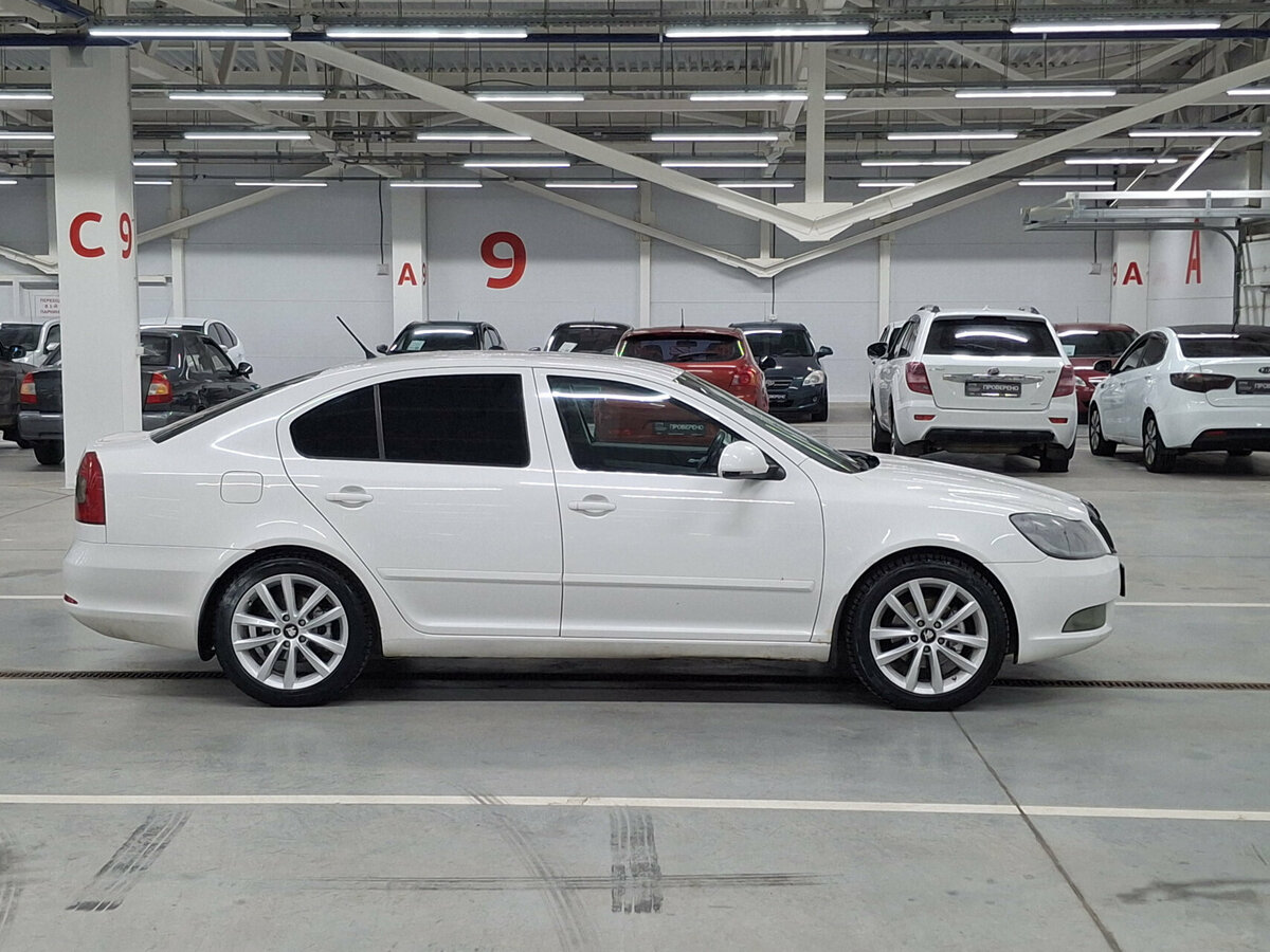 Skoda Octavia б/у, 2012, Механическая. Фото: #3