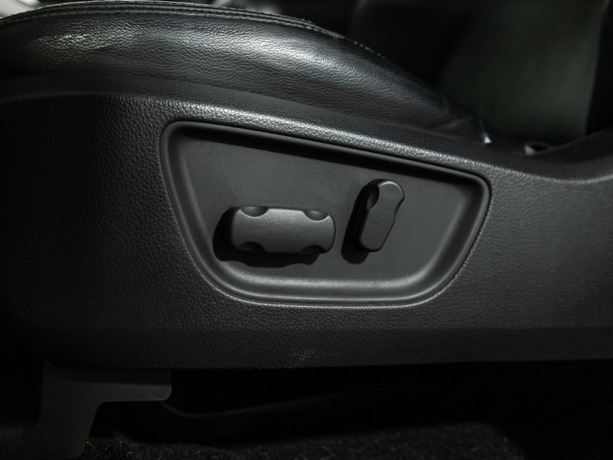 Митсубиши Паджеро Спорт б/у, 2017, Автоматическая. Фото: #11